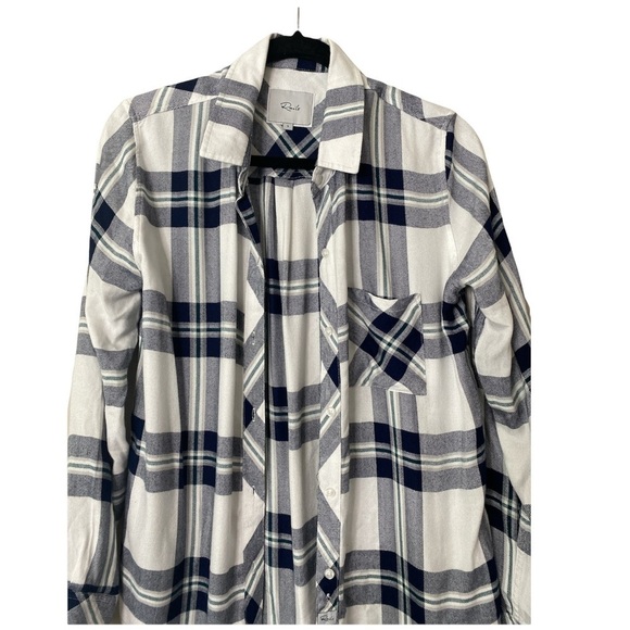 Rails Hunter White/Navy/Forest Long-sleeve Button Up - Women's Button-down Top - Picture 4 of 6